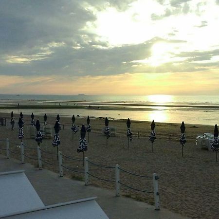 Le Clos Mathilde Cabourg Exterior photo